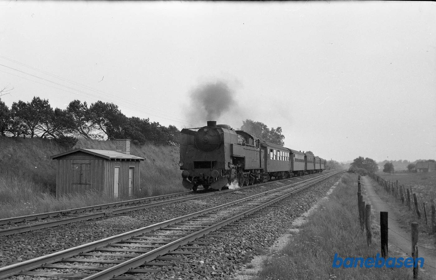 S-maskine med persontog