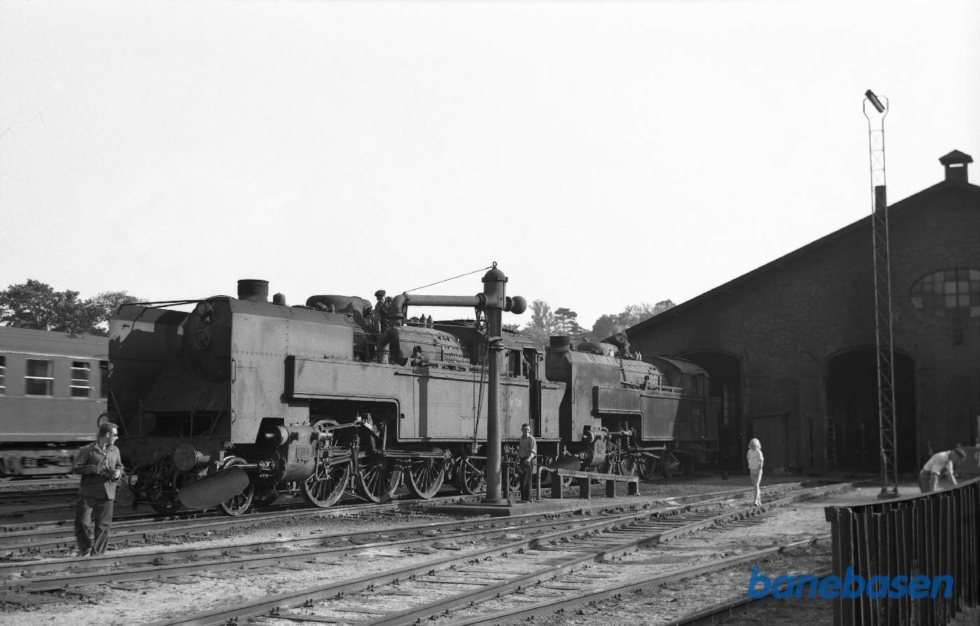 S 730 + S 738 S 730 + S 738