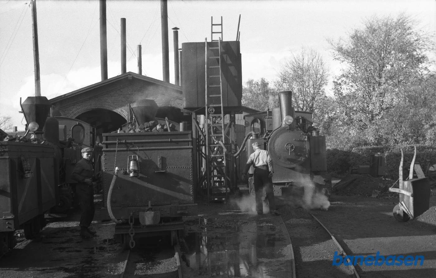 Damplokomotiver ved remisen