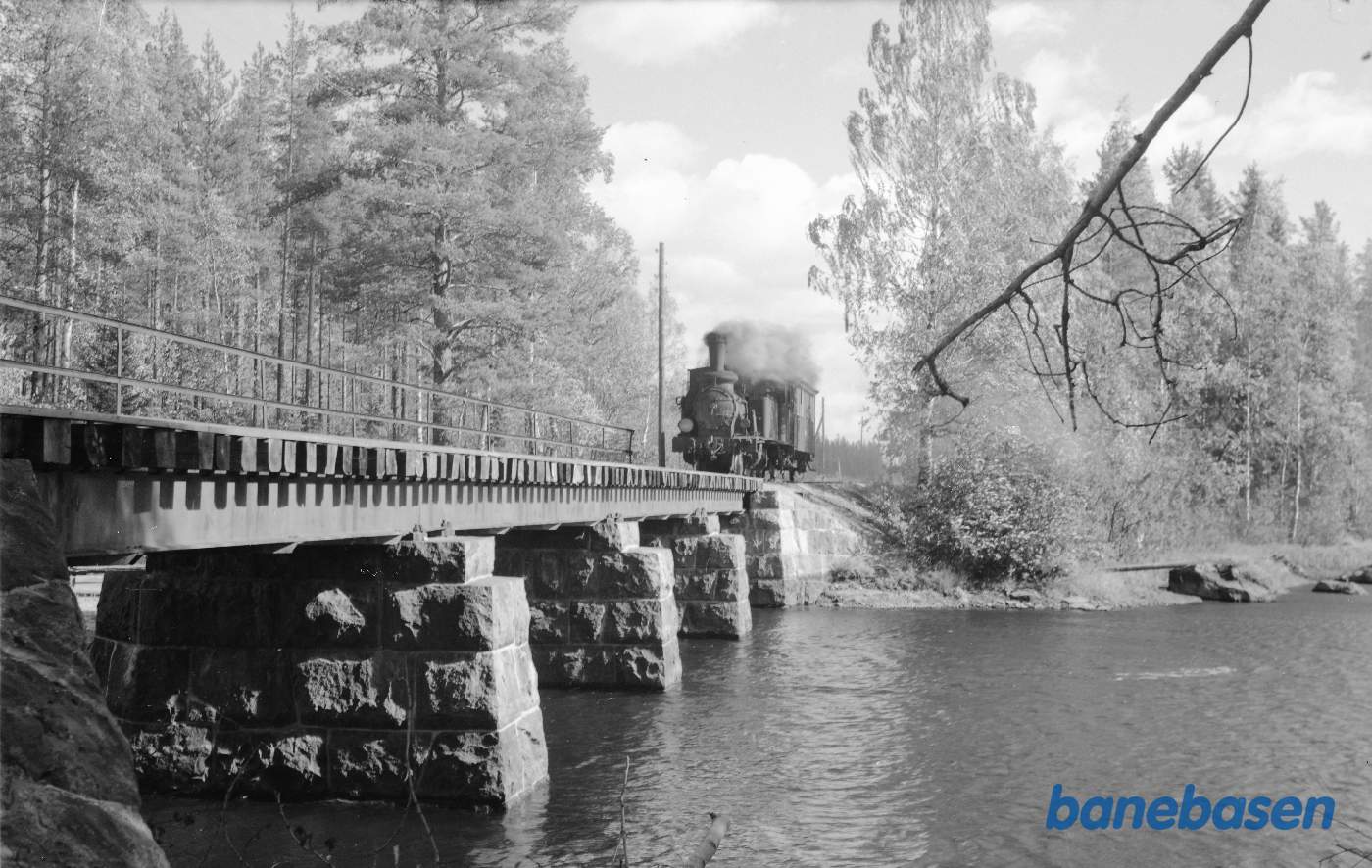 Sidste damp-persontog mellem Jädraås og Björnmossen med lokomotiv nr. 13