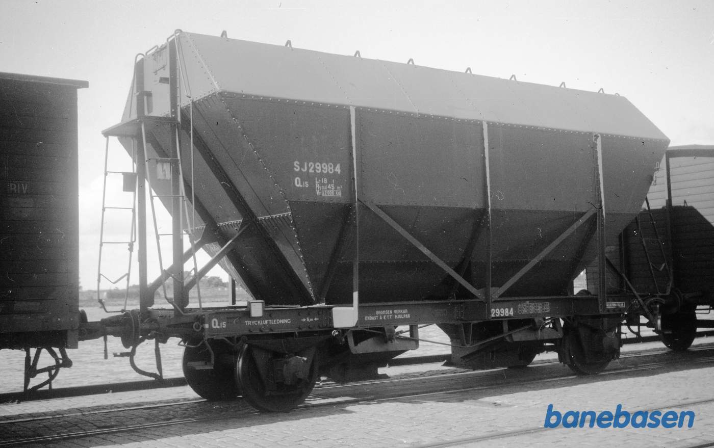 Godsvogn med bundtømning