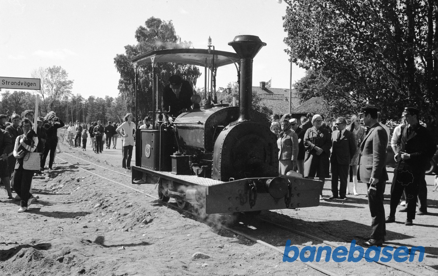 Damplokomotiv nr. 7 "HELGENÄS" Damplokomotiv nr. 7 "HELGENÄS"