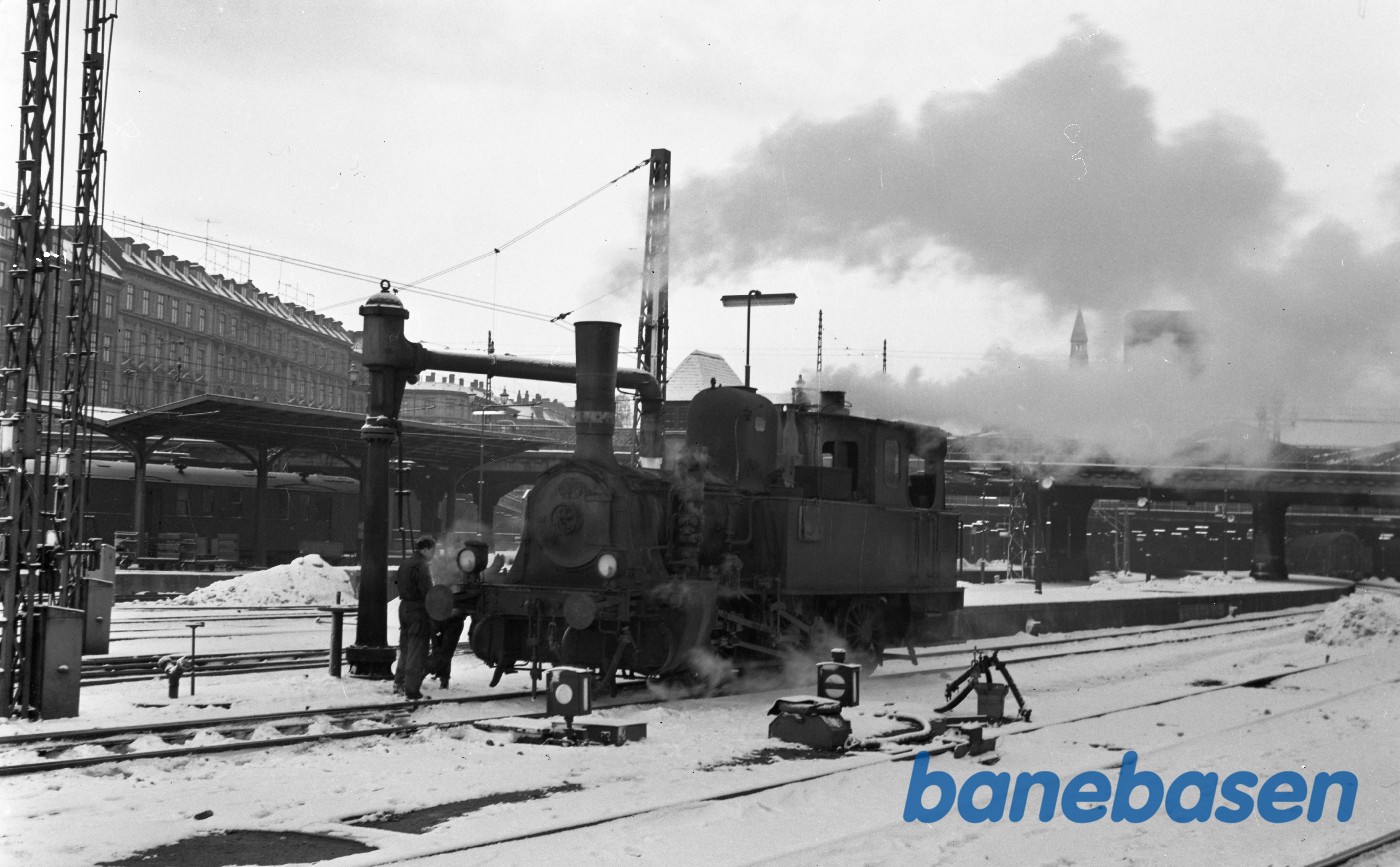 Ukendt F-maskine tager vand Ukendt F-maskine tager vand