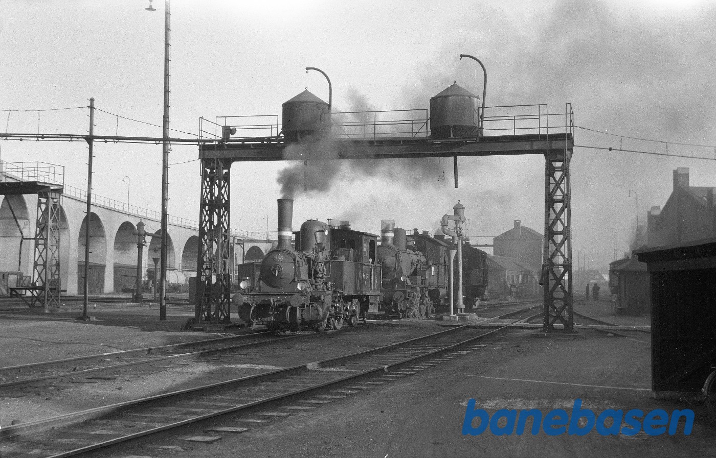 F 468 + Q 343 F 468 + Q 343