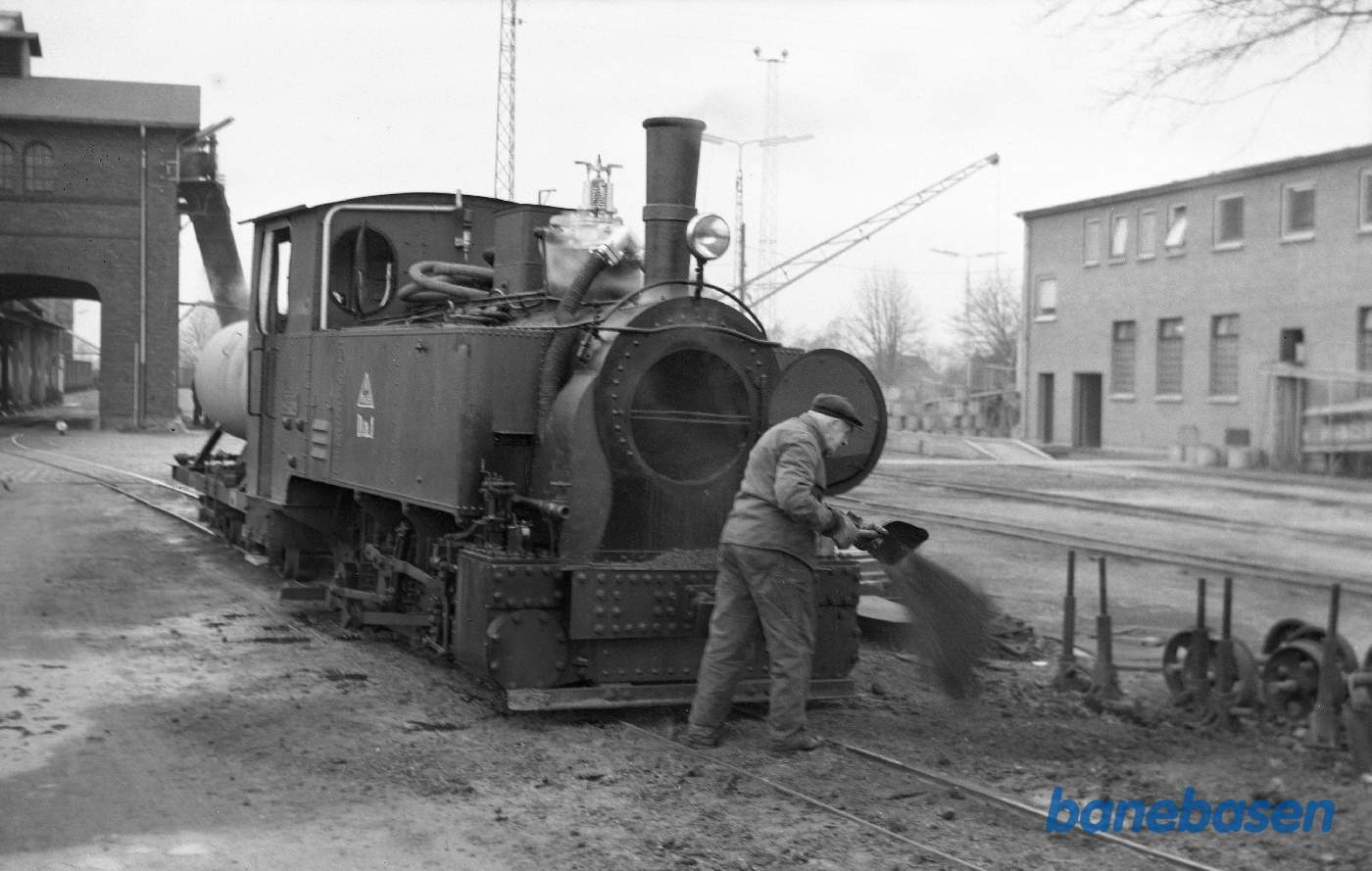 Rensning af røgkammer på Da 1