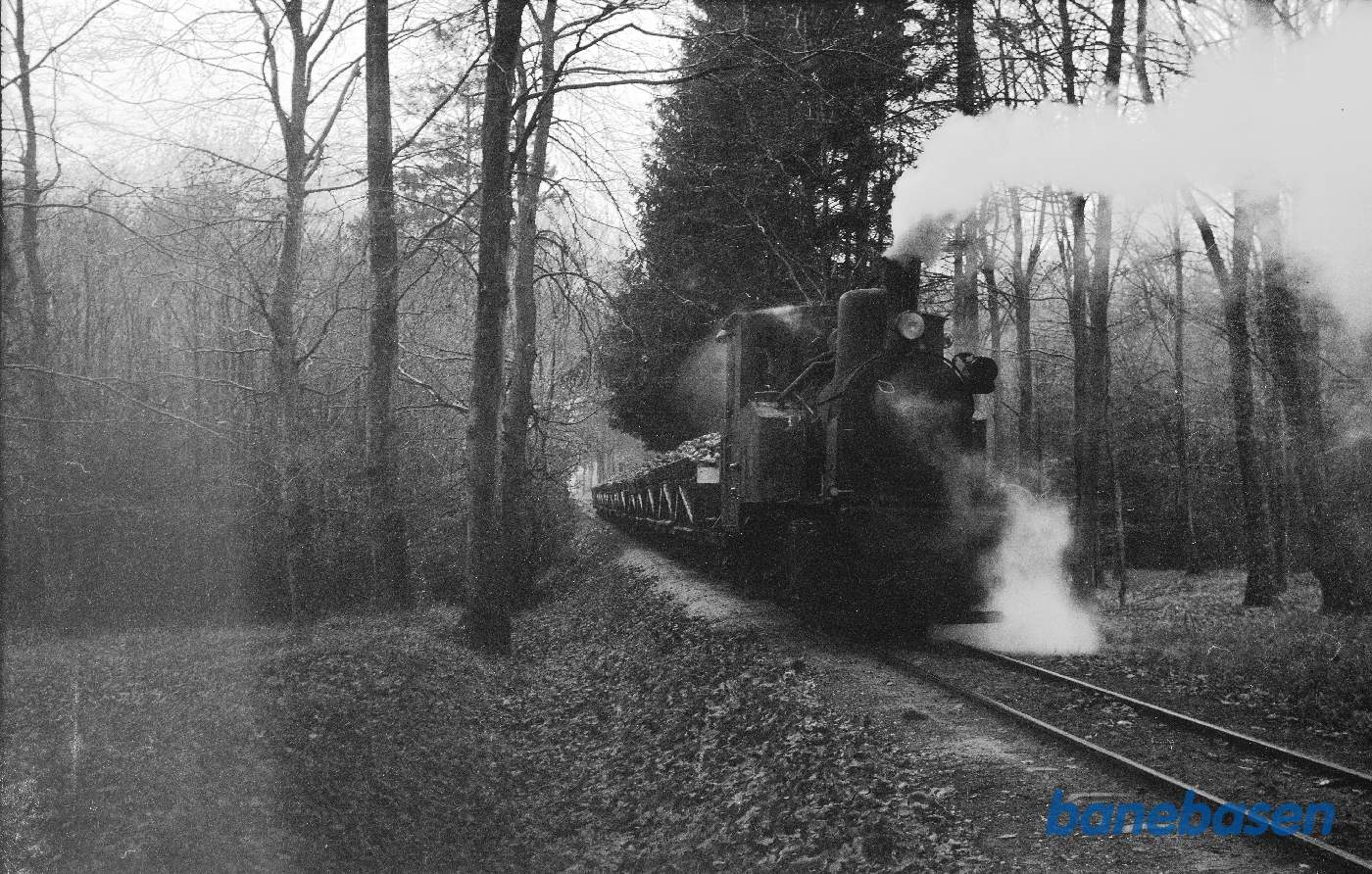 B 3 med tog på Søholt-linjen B 3 med tog på Søholt-linjen