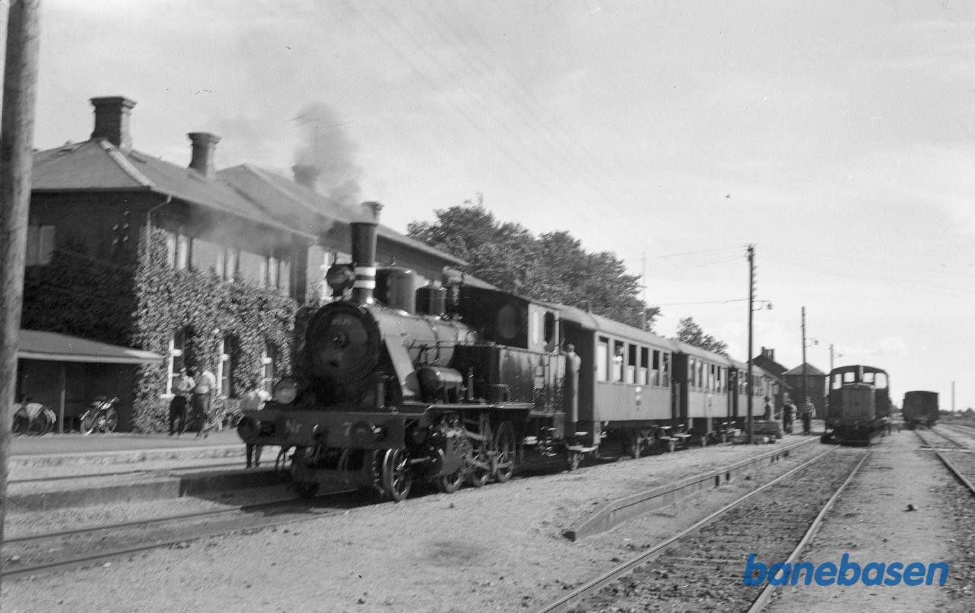 Damplokomotiv nr. 7 med DMJK-særtog