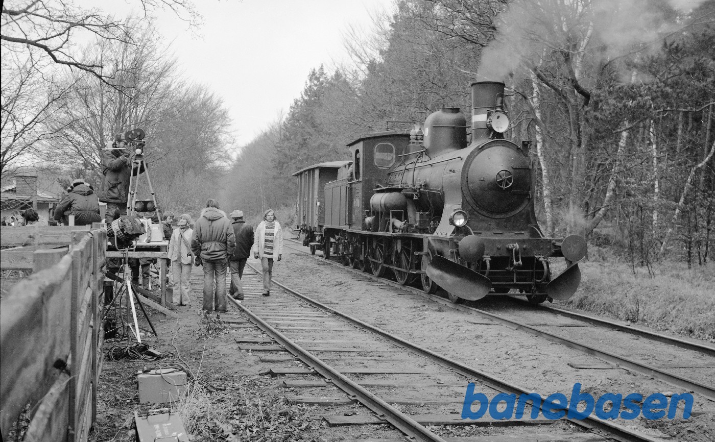 Optagelser til filmen "Spøgelsestoget", C 708 + OHJ QA 304 Optagelser til filmen "Spøgelsestoget", C 708 + OHJ QA 304