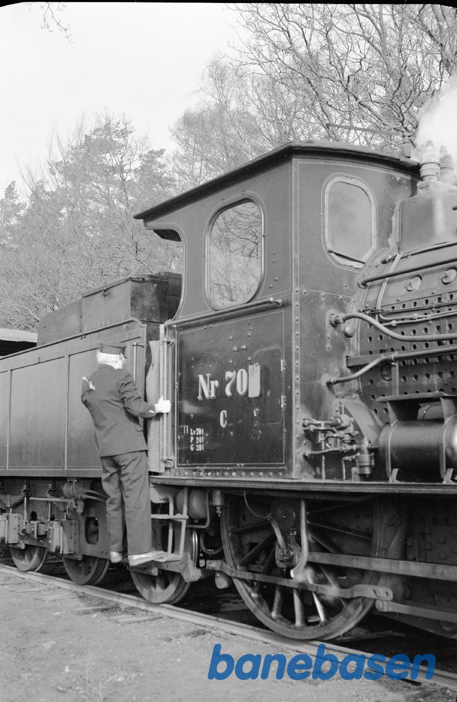 Optagelser til filmen "Spøgelsestoget", C 708 + OHJ QA 304 Optagelser til filmen "Spøgelsestoget", C 708 + OHJ QA 304