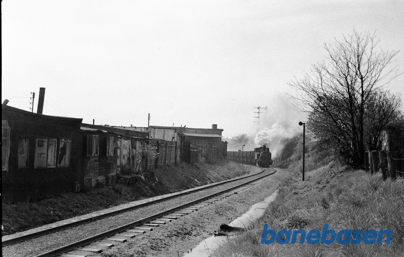 "Tomt" tog på vej mod havnen, kort efter Enghavevej "Tomt" tog på vej mod havnen, kort efter Enghavevej