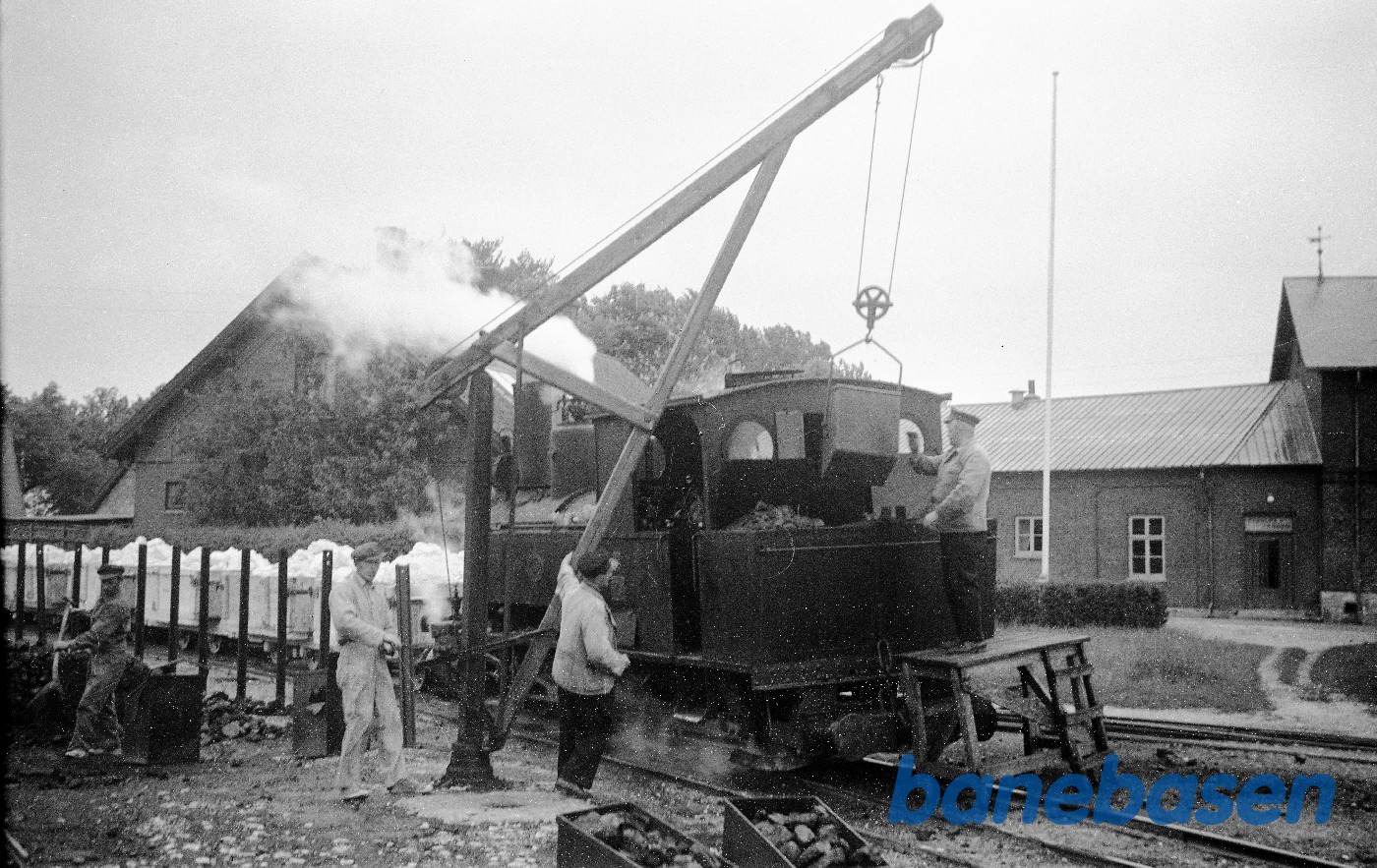 Damplokomotiv nr. 5, kultagning Damplokomotiv nr. 5, kultagning
