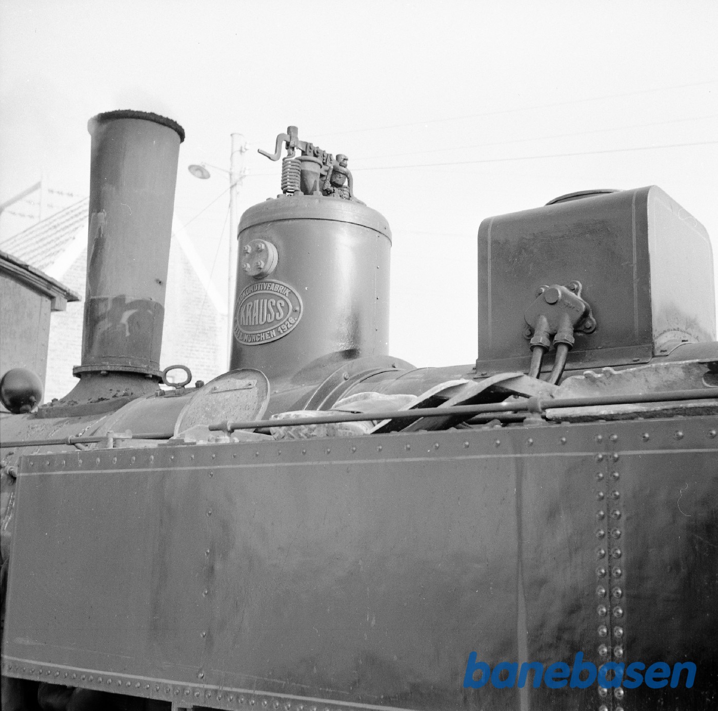 Damplokomotiv nr. 1, dome, skorsten m.m. Damplokomotiv nr. 1, dome, skorsten m.m.