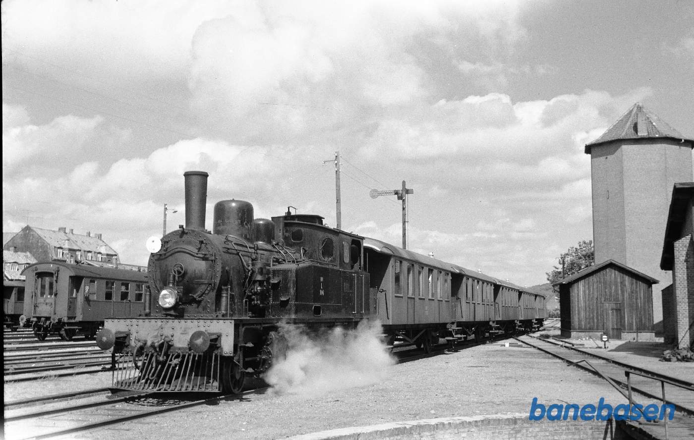 HV L 106 med DJK-udflugtstog HV L 106 med DJK-udflugtstog