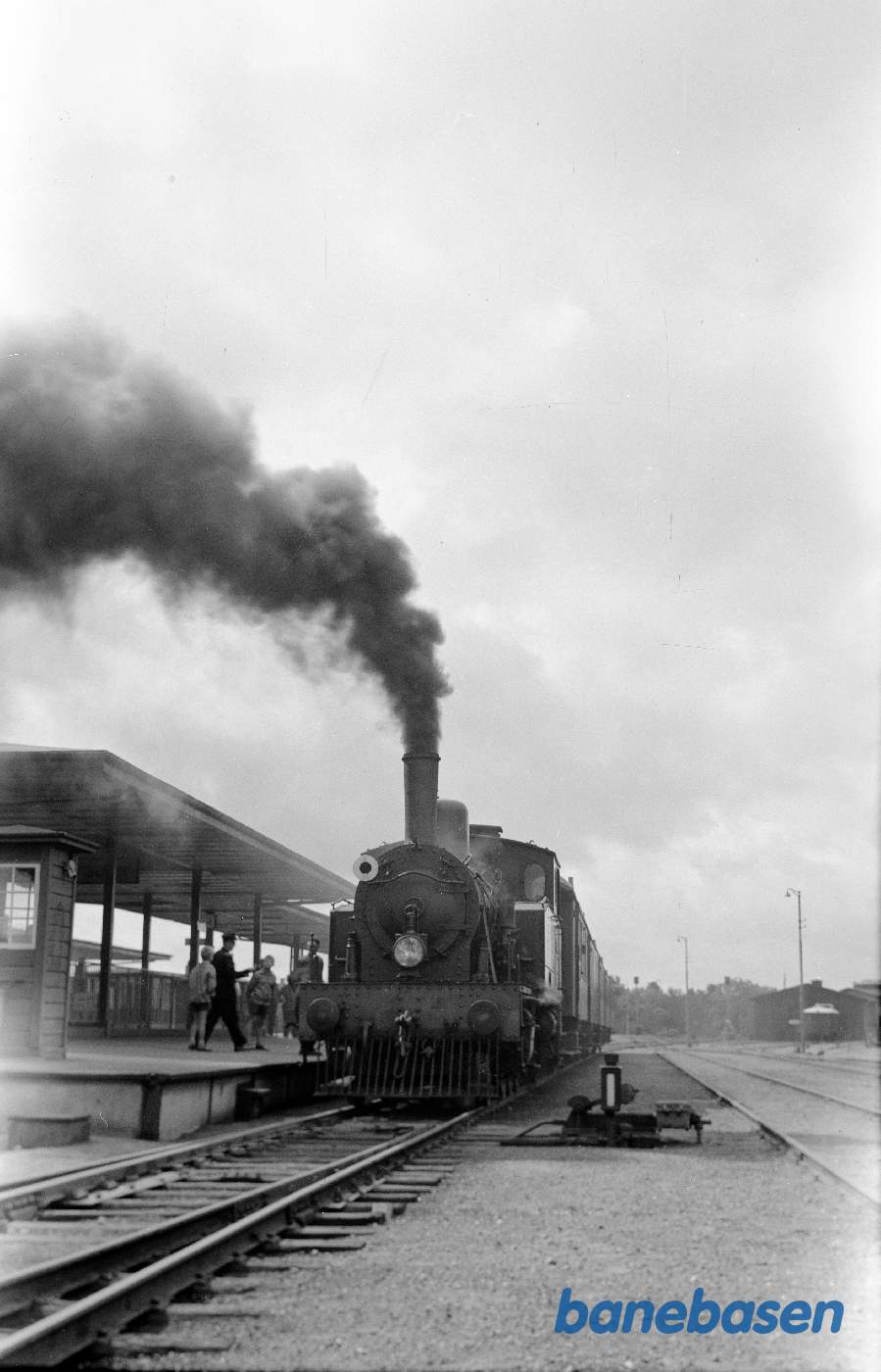 HV L 106 med DJK-udflugtstog