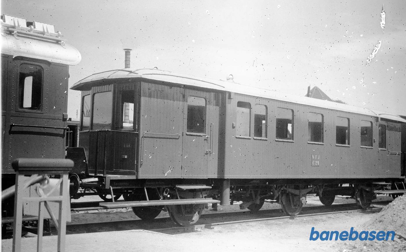 Personvogn (ex motorvogn) Personvogn (ex motorvogn)