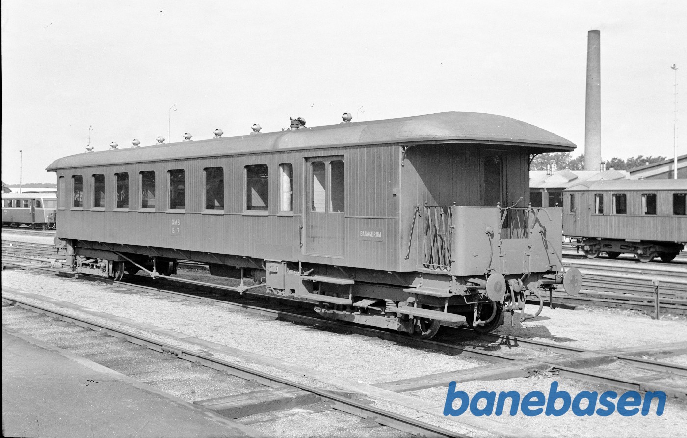 Personvogn-og rejsegodsvogn Personvogn-og rejsegodsvogn