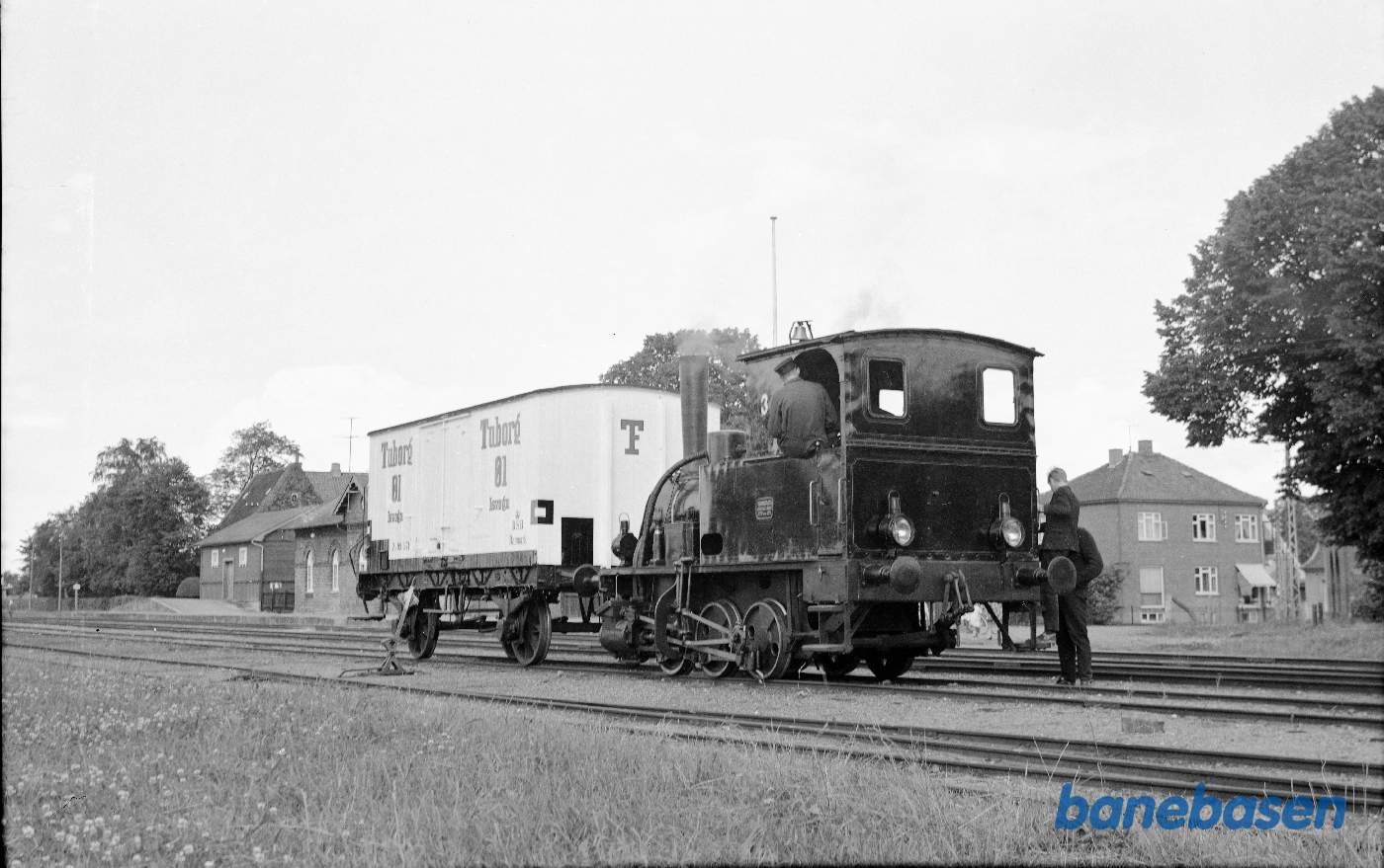 ØSJS nr. 3 + DSB ZB 99571 "TUBORG"