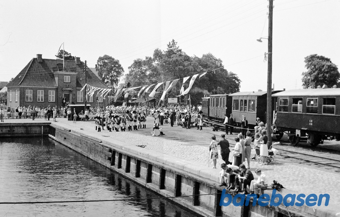 OHJ nr. 5 med veterantog OHJ nr. 5 med veterantog