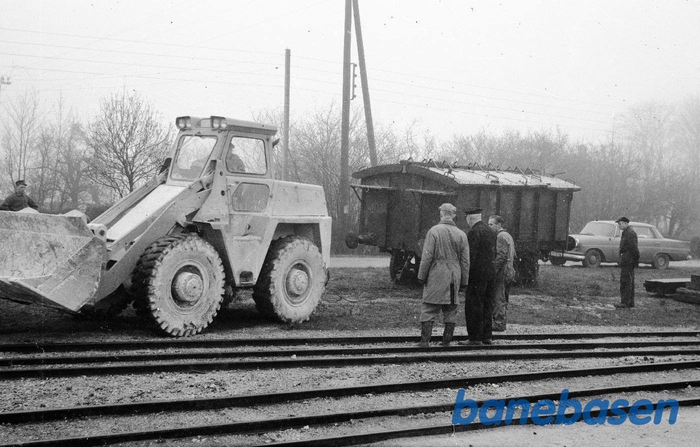 Sporsætning af Z 509517 v.h.a. gummiged Sporsætning af Z 509517 v.h.a. gummiged