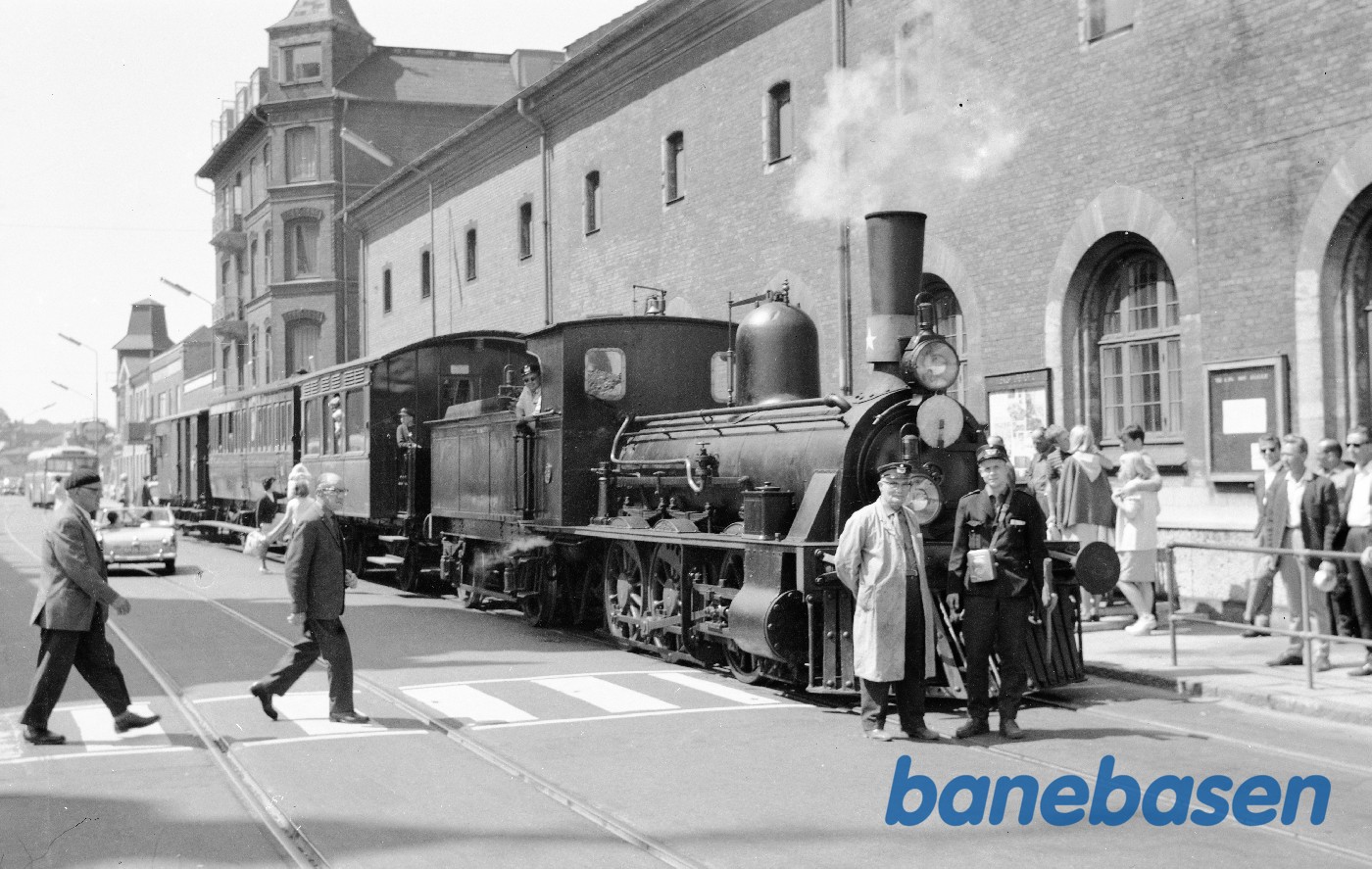 OHJ nr. 5 med veterantog OHJ nr. 5 med veterantog