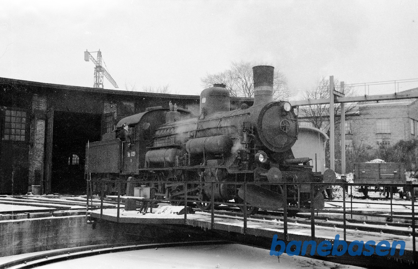 Damplokomotiv D 820 på maskindepotet i Roskilde Damplokomotiv D 820 på maskindepotet i Roskilde