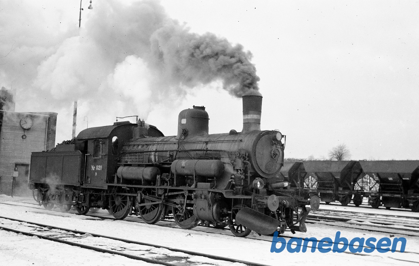 Damplokomotiv D 820 på maskindepotetpå København G Damplokomotiv D 820 på maskindepotetpå København G