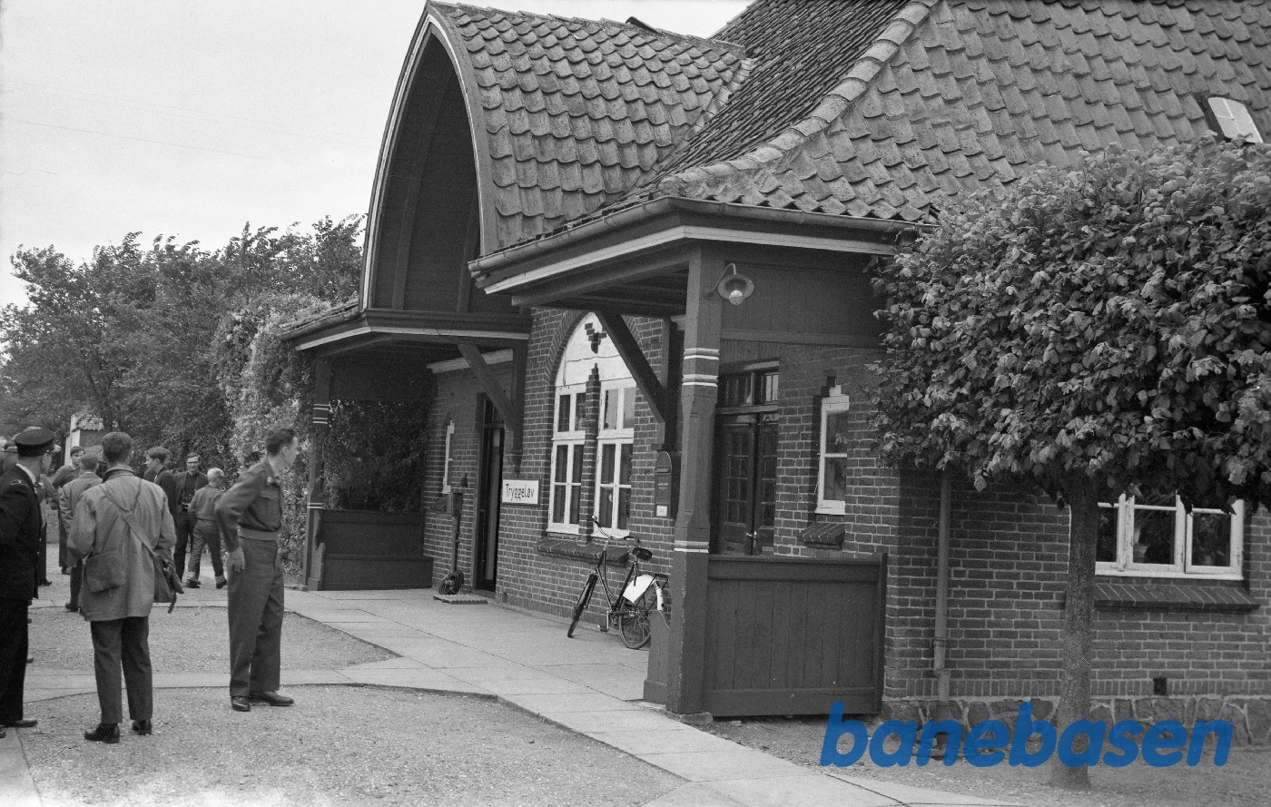 Tryggeløv station Tryggeløv station