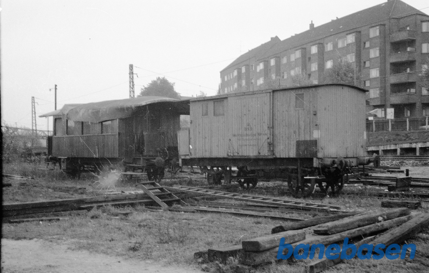 Værkstedsvogn for Signaltjenesten Nr. 44 + GDS C 33 Værkstedsvogn for Signaltjenesten Nr. 44 + GDS C 33