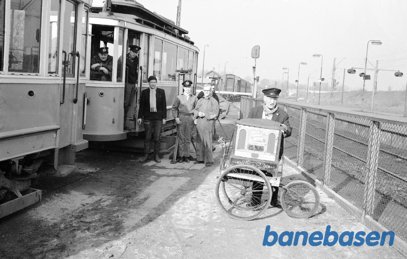 Læsning af KS motorvogn 362 for trsp. til Vejle i bytte for VVGJ C 23 Læsning af KS motorvogn 362 for trsp. til Vejle i bytte for VVGJ C 23