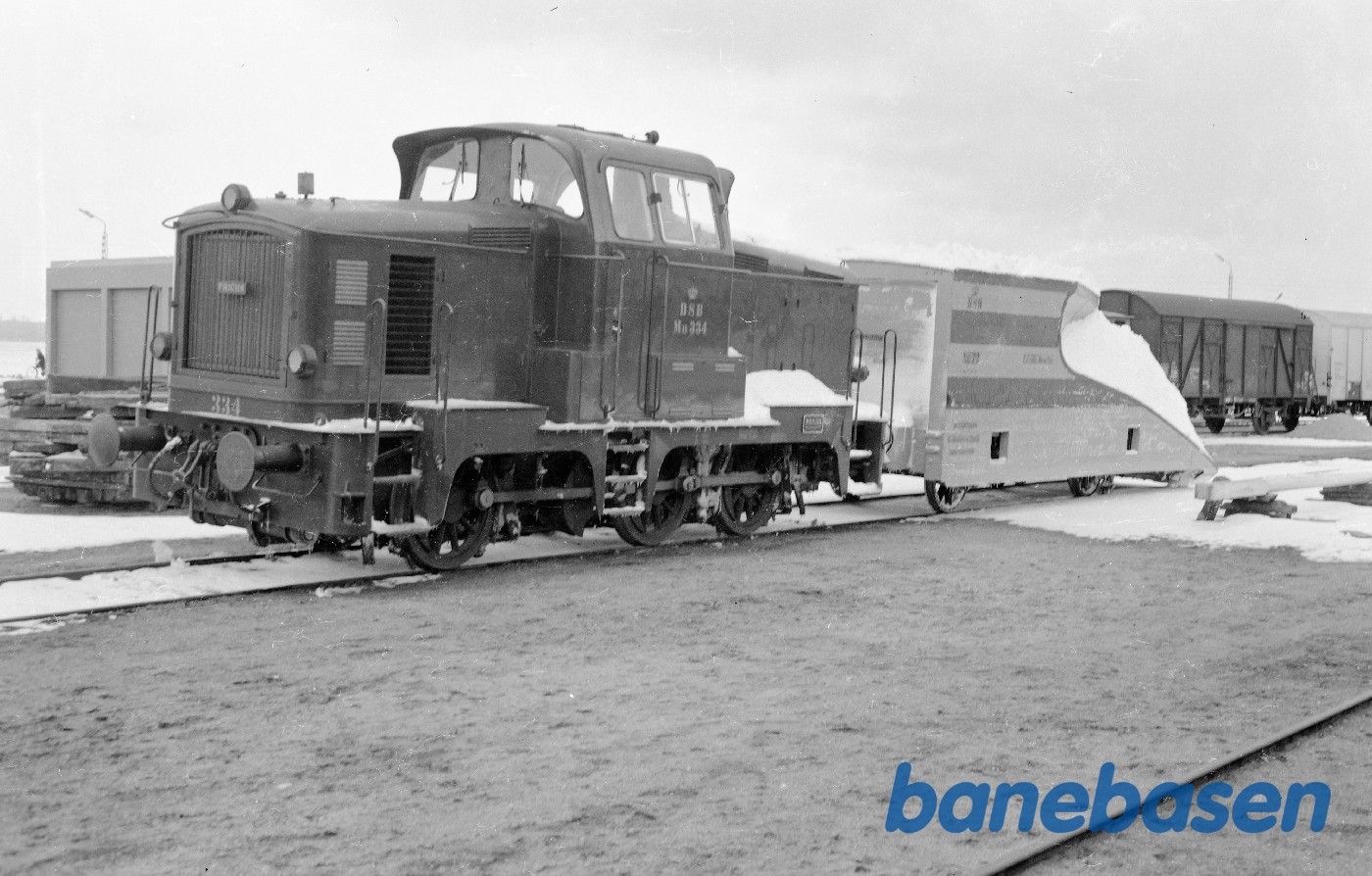 MH 334 + Sneplov 72 MH 334 + Sneplov 72