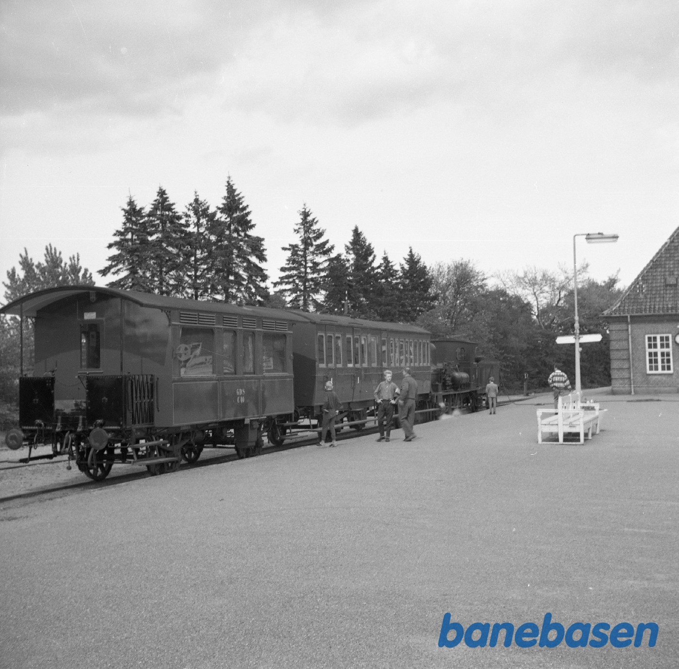 OHJ nr. 5 med udflugtstog OHJ nr. 5 med udflugtstog