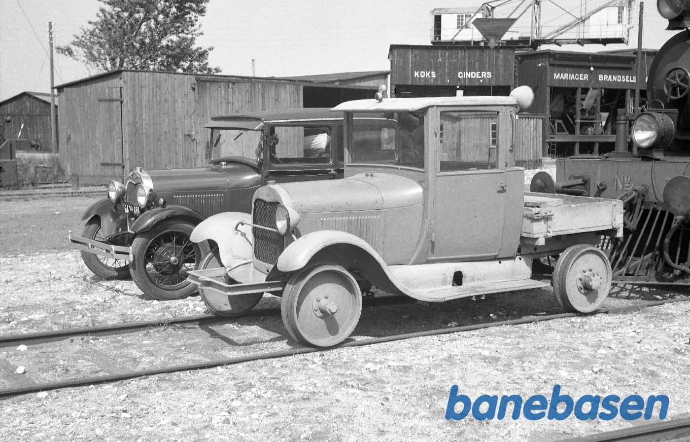 TKVJ skinnebil (Ford A) TKVJ skinnebil (Ford A)