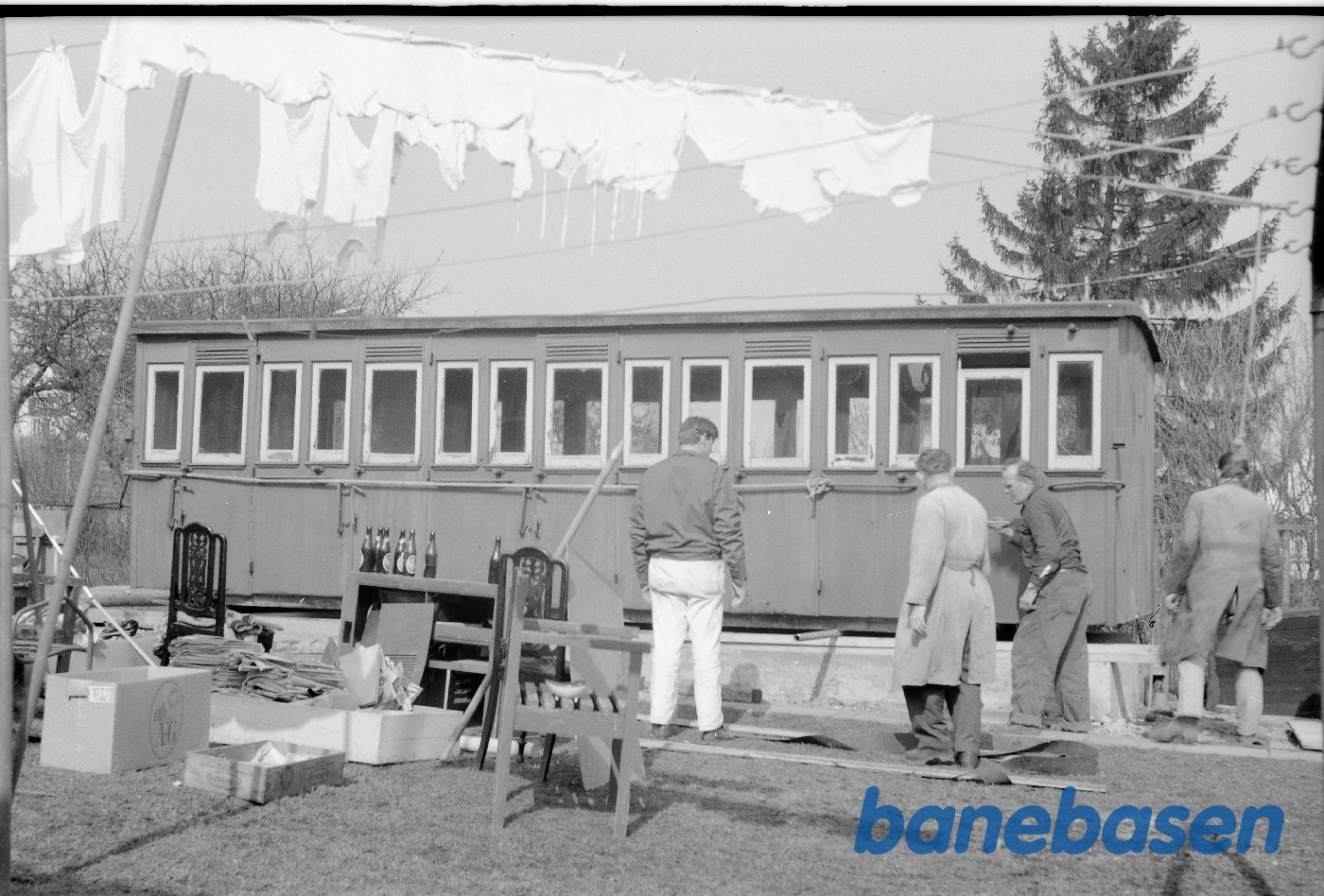 Vognkasse fra ? hentes i Allerød til Fredensborg (ophugget 1972) Vognkasse fra ? hentes i Allerød til Fredensborg (ophugget 1972)