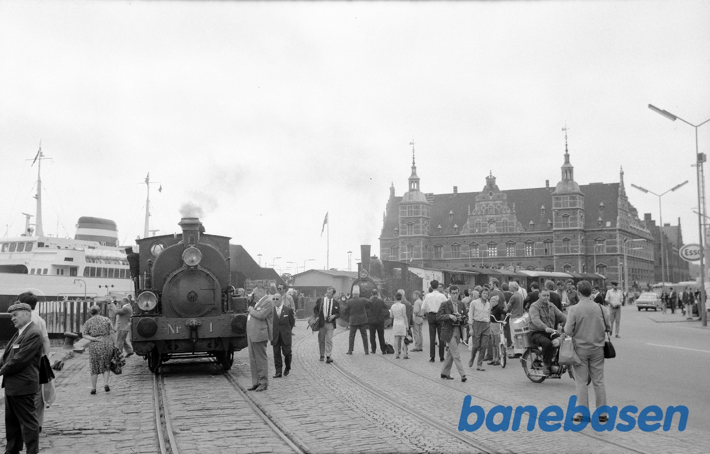 HTJ G 625 med udflugtstog for MOROP og ØG nr. 1 HTJ G 625 med udflugtstog for MOROP og ØG nr. 1