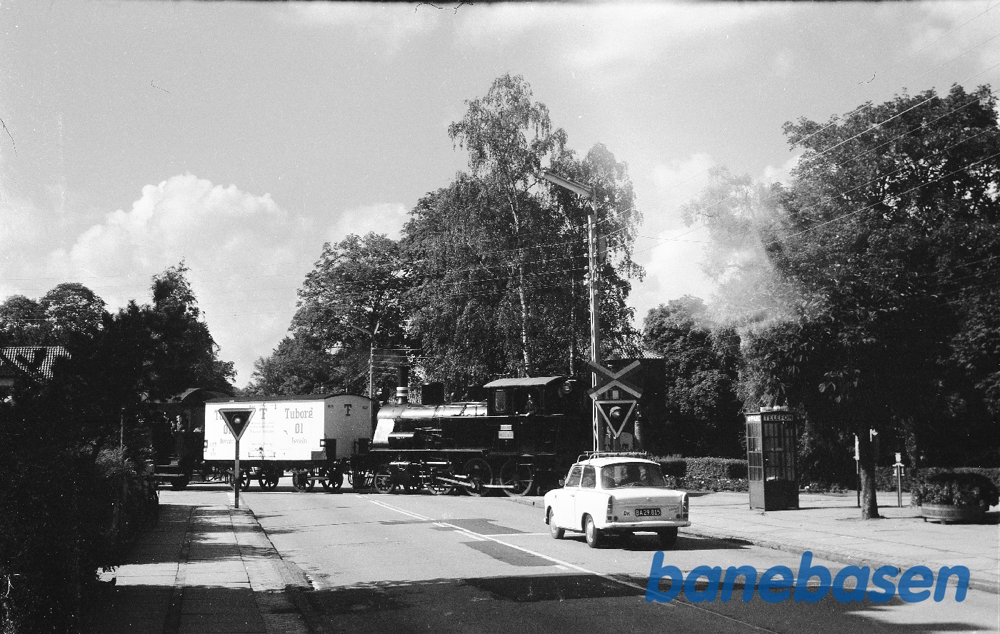 ØSJS nr. 7 med veterantog ØSJS nr. 7 med veterantog