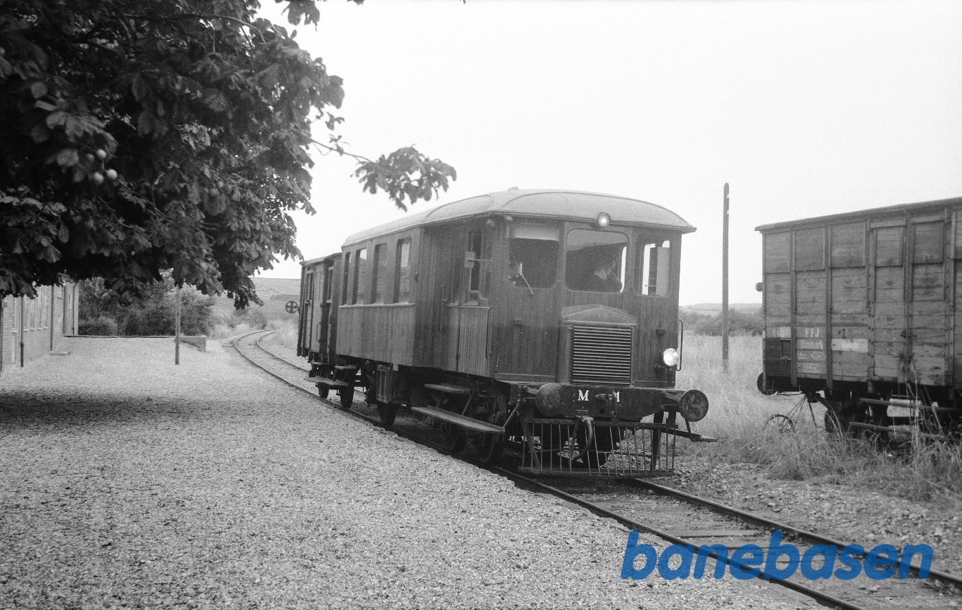 APB M 1 + AHJ EM 78 APB M 1 + AHJ EM 78