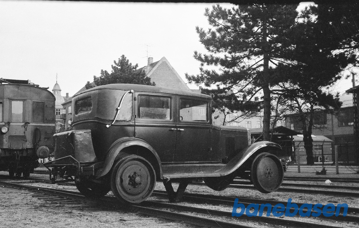 Skinnebil fra APB, Chevrolet 1929 Skinnebil fra APB, Chevrolet 1929