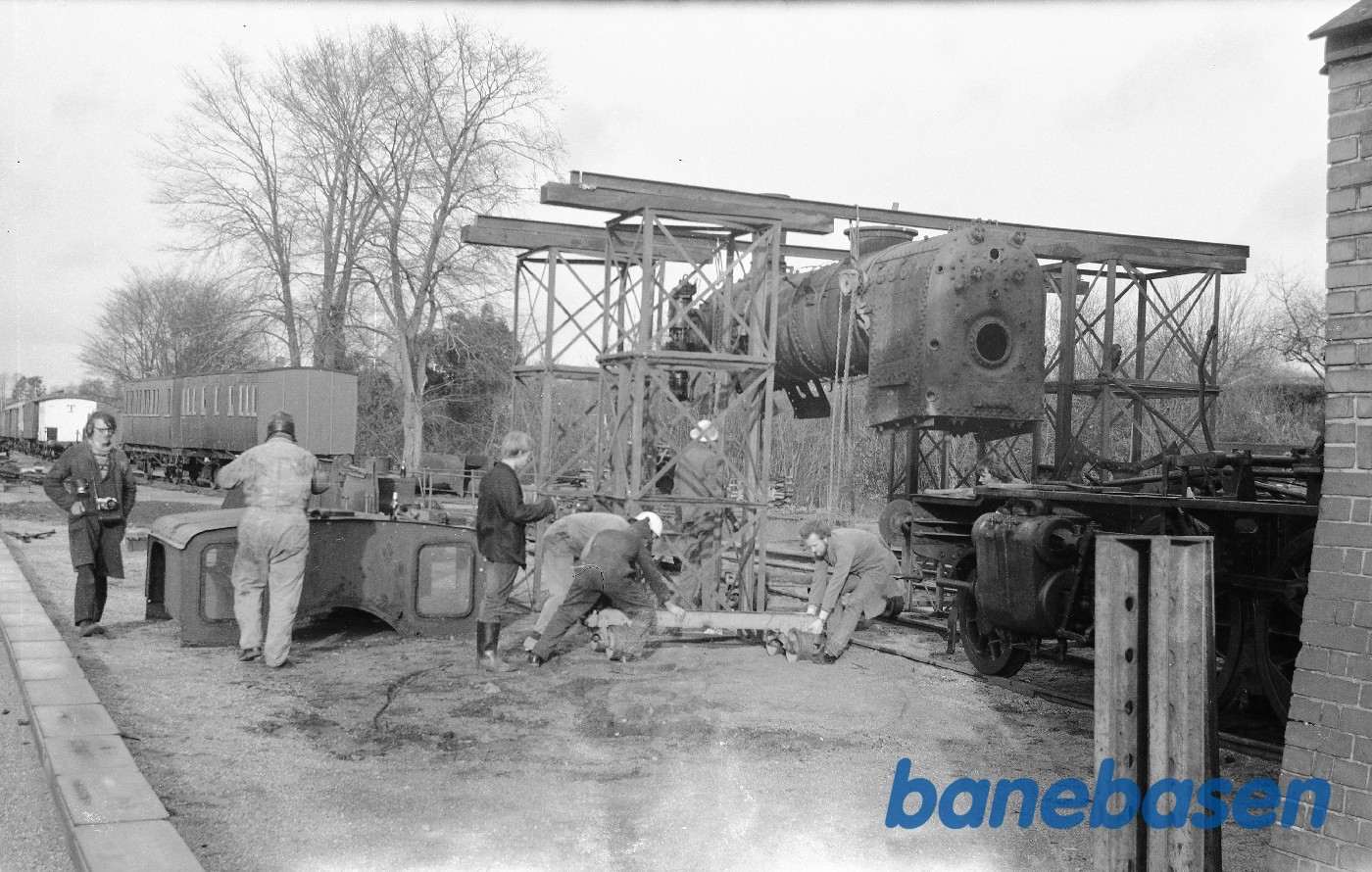 Kedel løftes af OKMJ nr. 14 Kedel løftes af OKMJ nr. 14