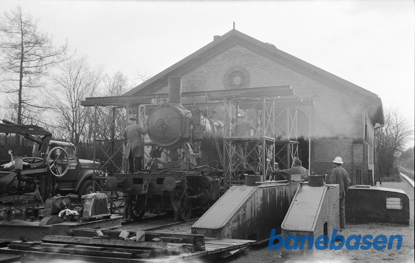 Kedel løftes af OKMJ nr. 14 Kedel løftes af OKMJ nr. 14