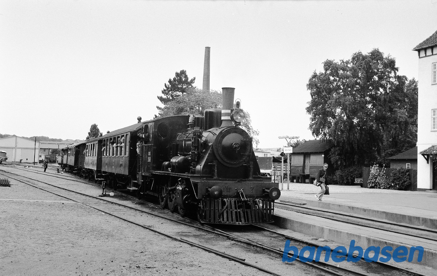 ØSJS nr. 7 med veterantog ØSJS nr. 7 med veterantog