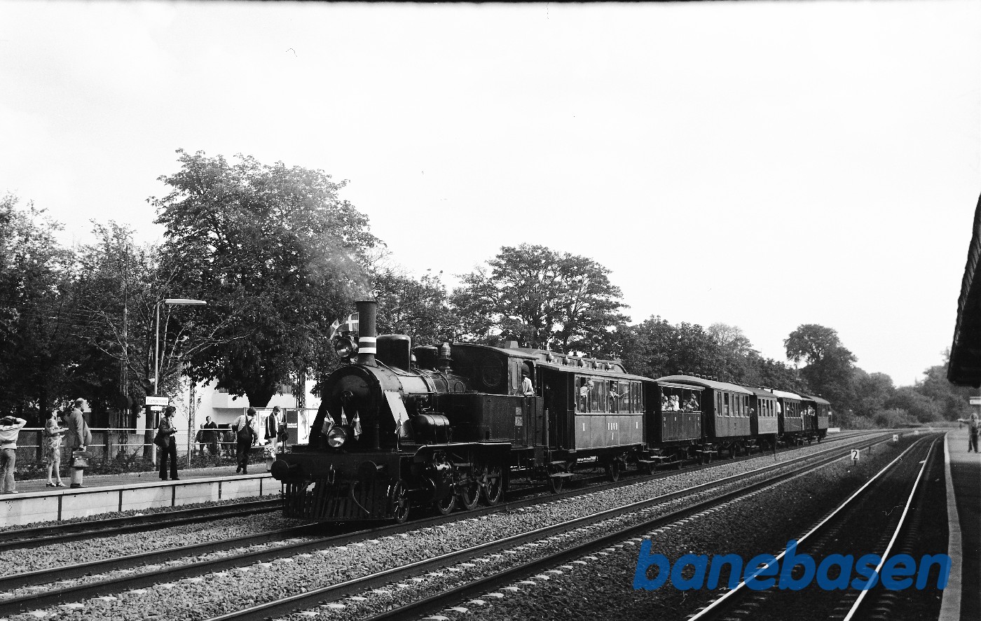 ØSJS nr. 7 med veterantog, rundskueturen ØSJS nr. 7 med veterantog, rundskueturen