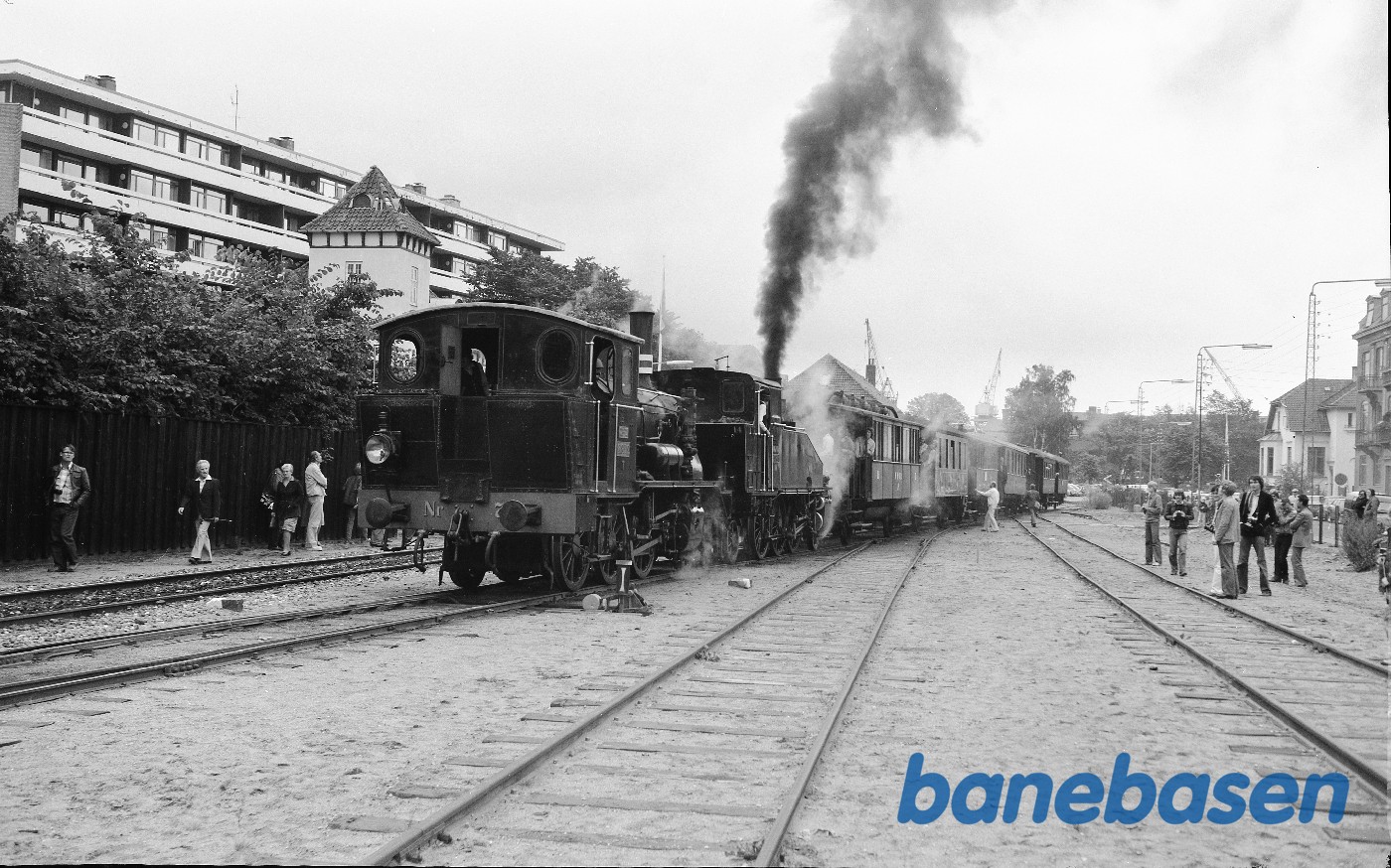 ØSJS nr. 7 + OKMJ nr. 14 med veterantog ØSJS nr. 7 + OKMJ nr. 14 med veterantog