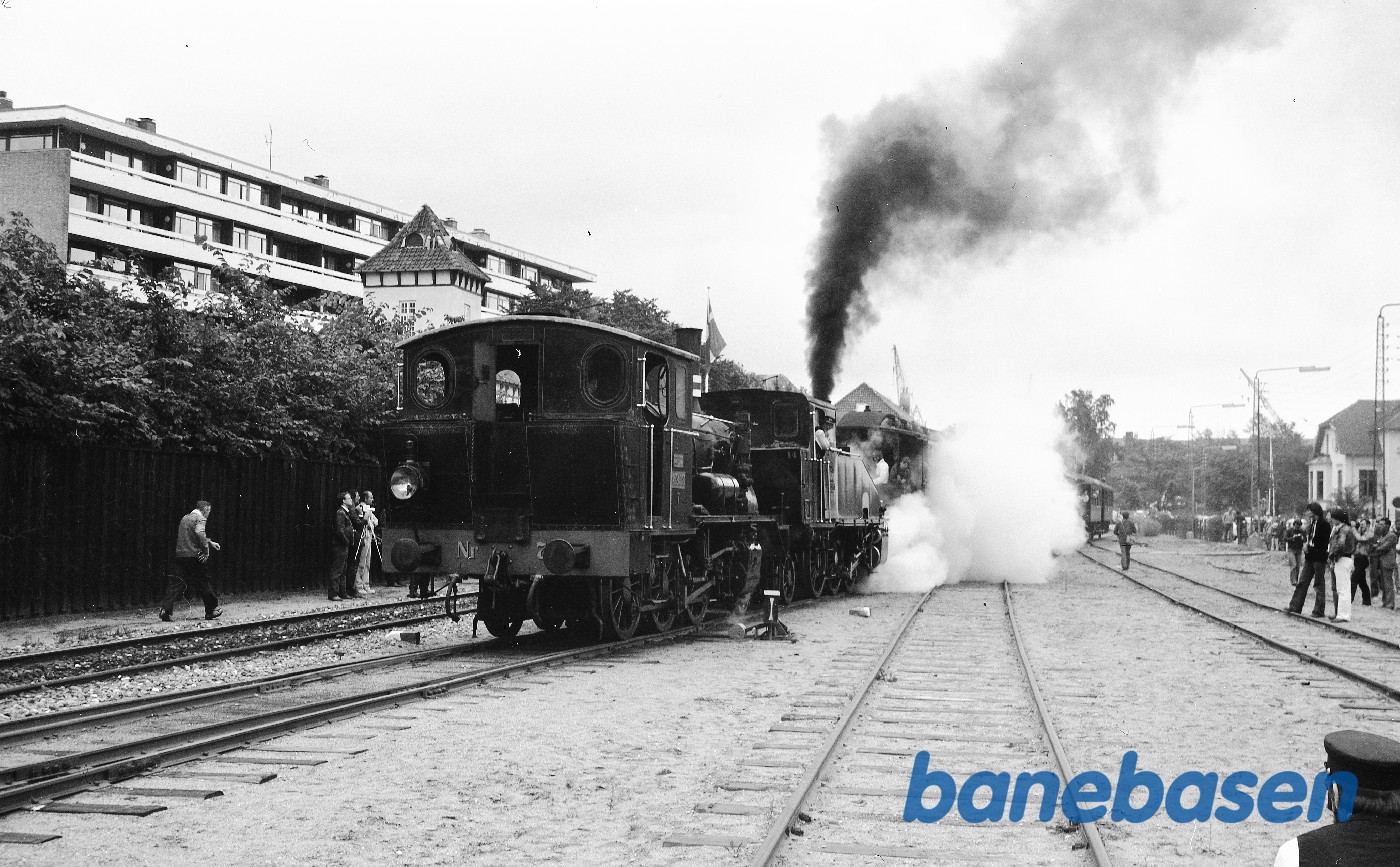 ØSJS nr. 7 + OKMJ nr. 14 med veterantog ØSJS nr. 7 + OKMJ nr. 14 med veterantog