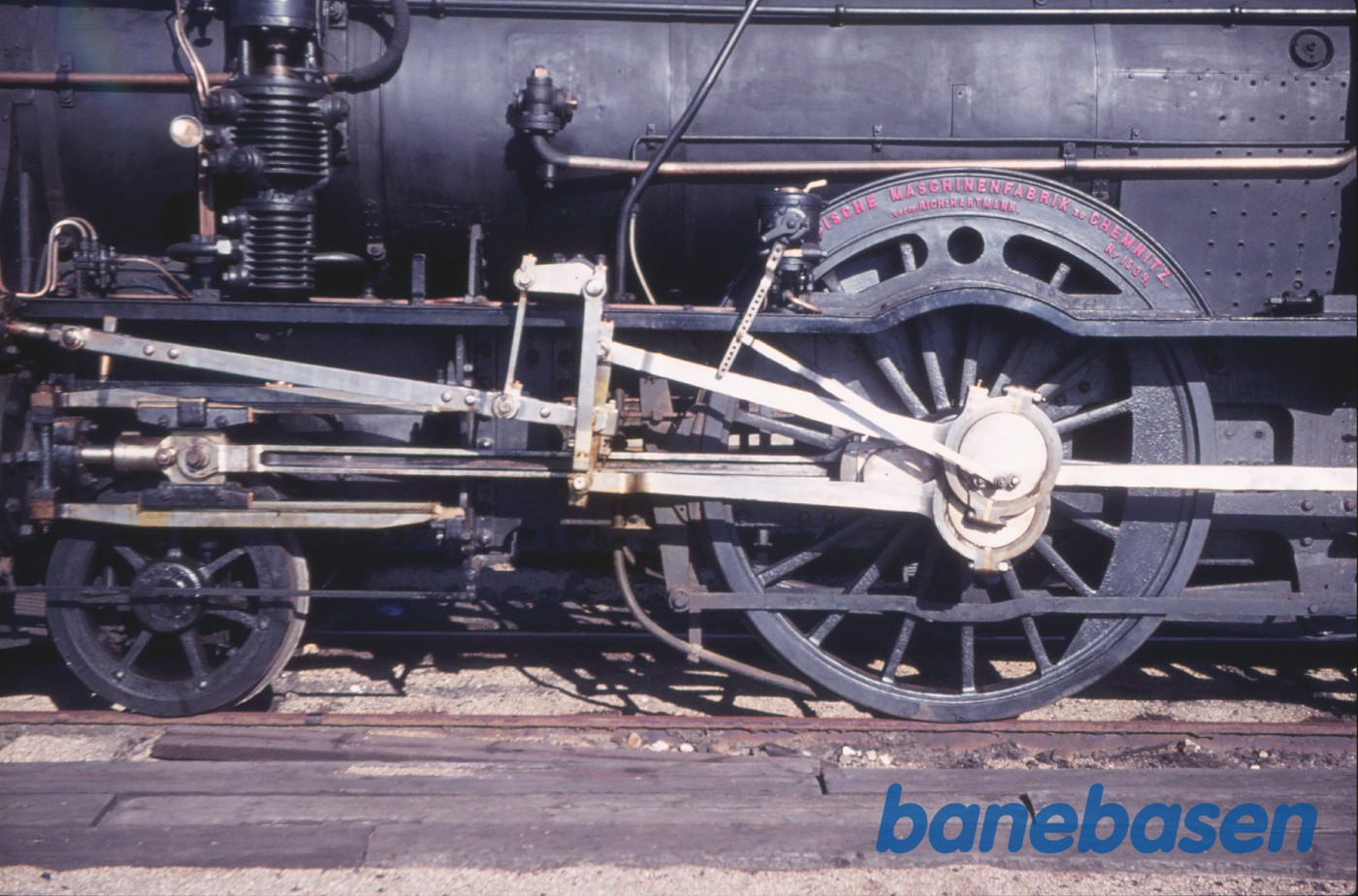 A 159, drivhjul og gangtøj A 159, drivhjul og gangtøj