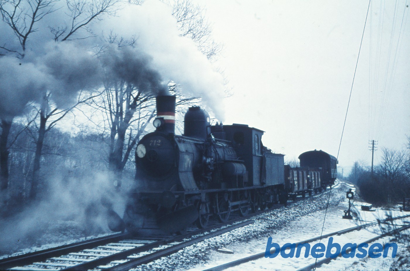 C 712 rangerer ved Avnsøgård sidespor C 712 rangerer ved Avnsøgård sidespor