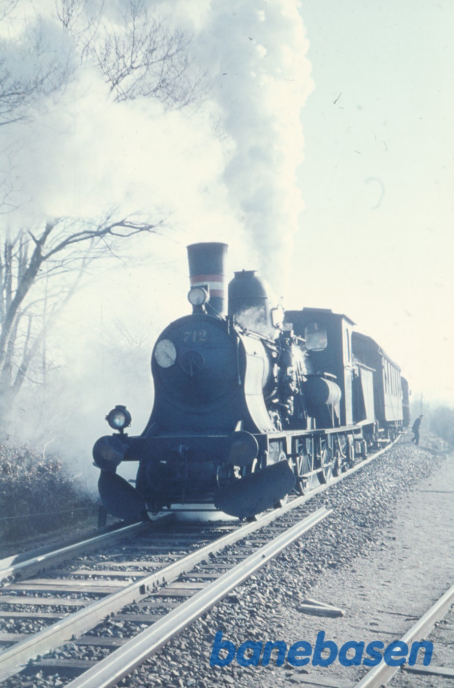 C 712 rangerer ved Avnsøgård sidespor C 712 rangerer ved Avnsøgård sidespor