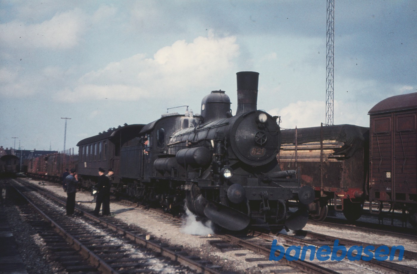 D 821 med godstog D 821 med godstog