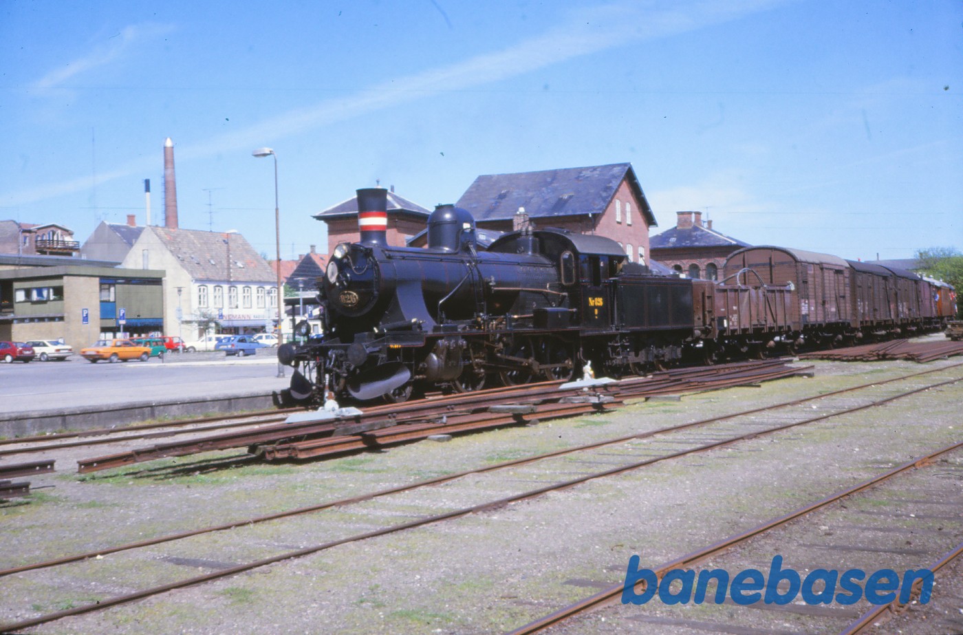 D 826 med udflugtstog D 826 med udflugtstog