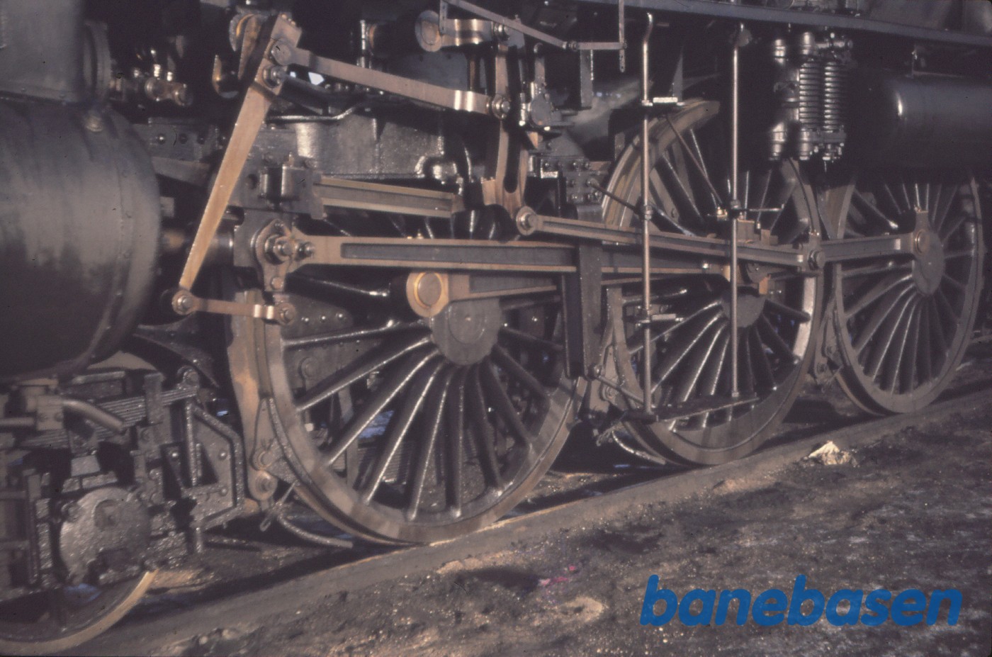 Hjul og gangtøj, E 985 Hjul og gangtøj, E 985