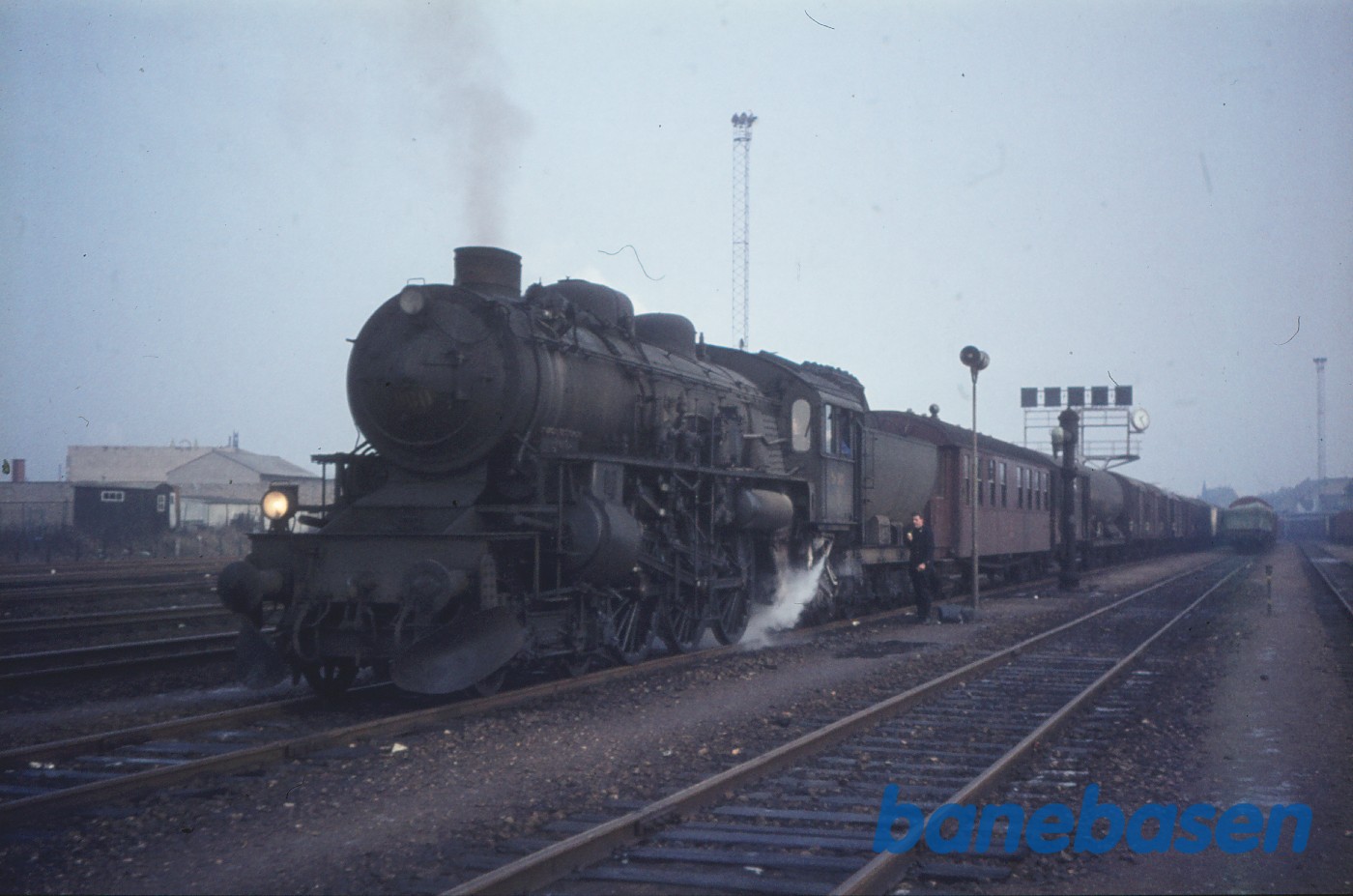 E 980 med godstog E 980 med godstog